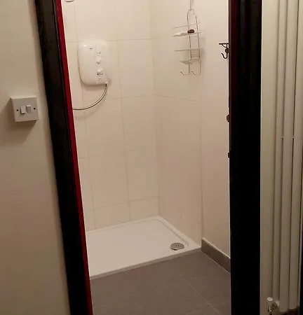 Kilcommon بيت شباب